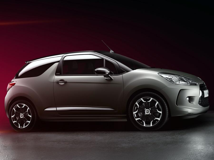  Citroen DS3 Cabrio L&rsquo;Uomo Vogue 2013 года  (фото 4 из 4)